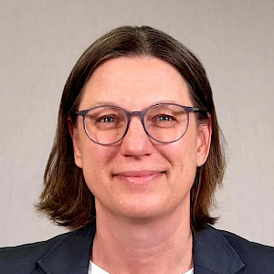 Sabine J. Schlittmeier